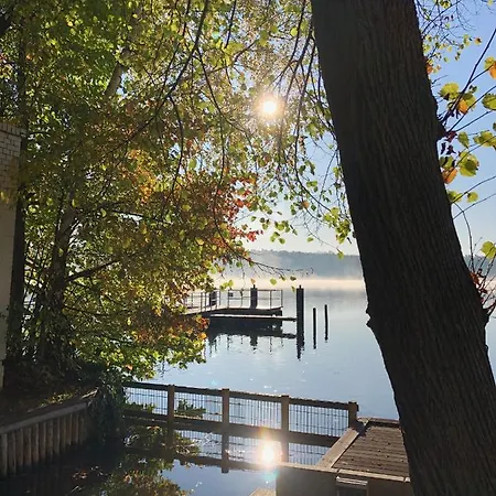 Lakeview *